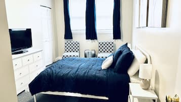 1 chambre, fer et planche Ă  repasser, Wi-Fi gratuit, draps fournis