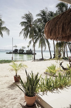 Uitzicht op strand/zee