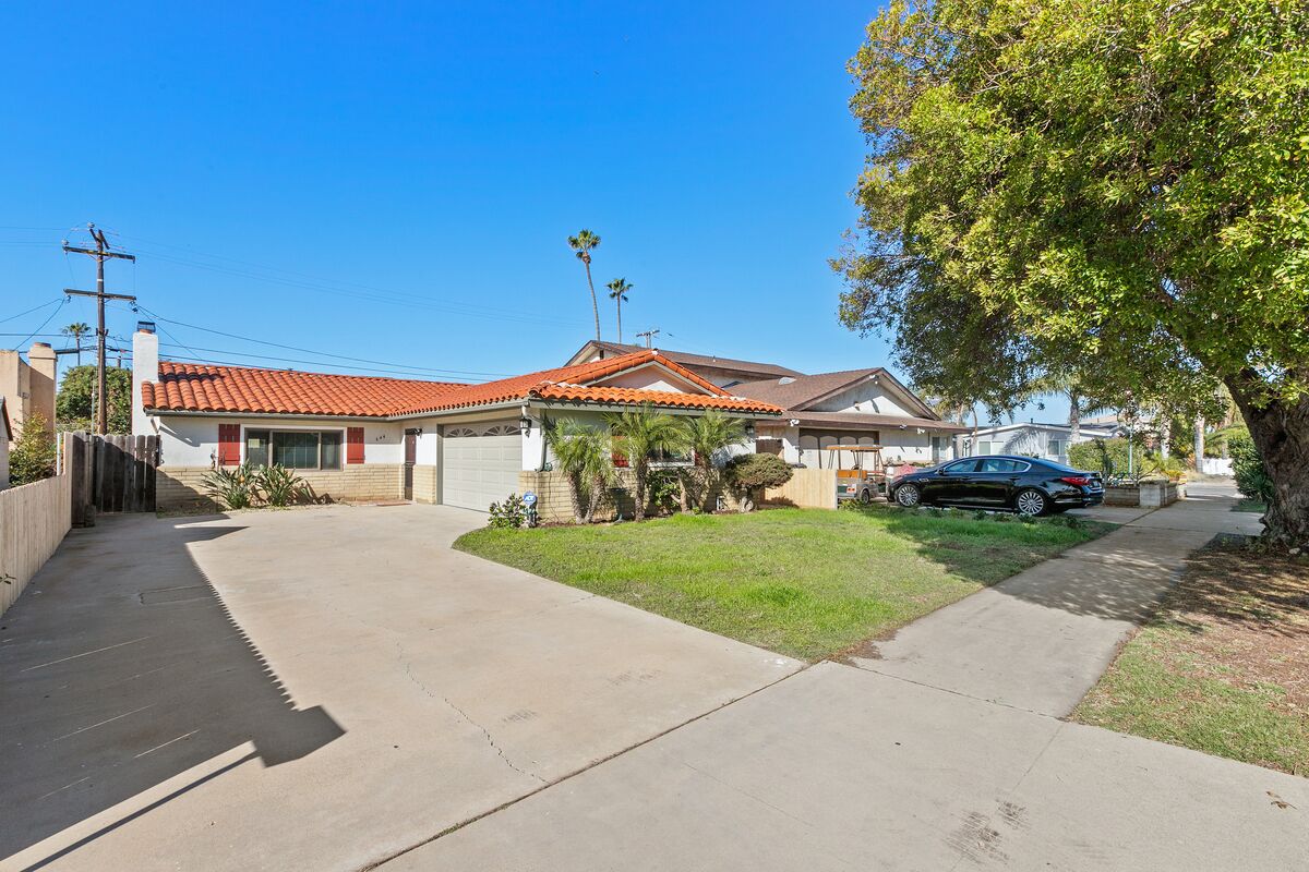 Spacious 3 Bedroom Home in Imperial Beach 