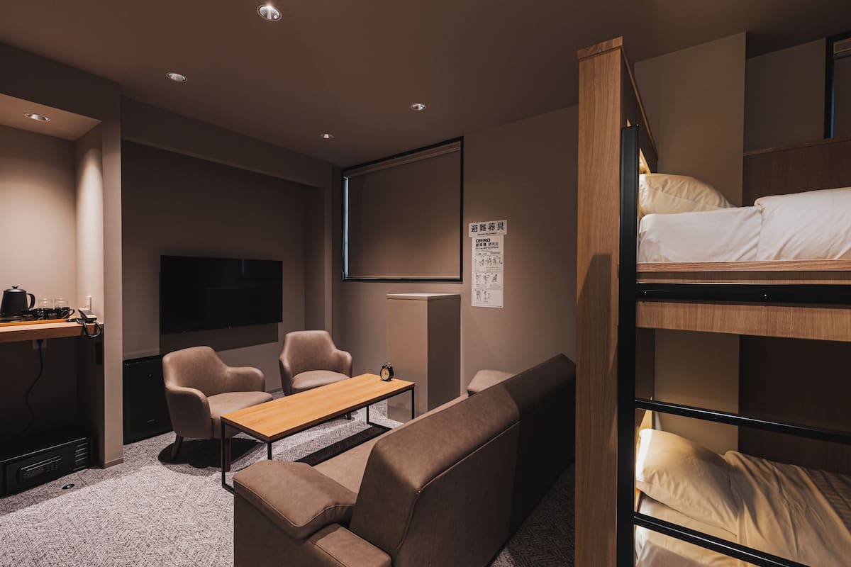 Chambre Deluxe, plusieurs lits, non-fumeur (Deluxe Family Force)