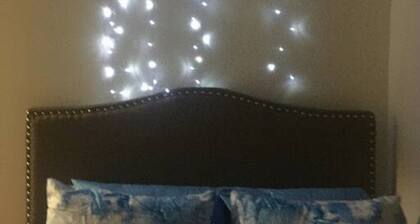 2 bedroom suite with free parking