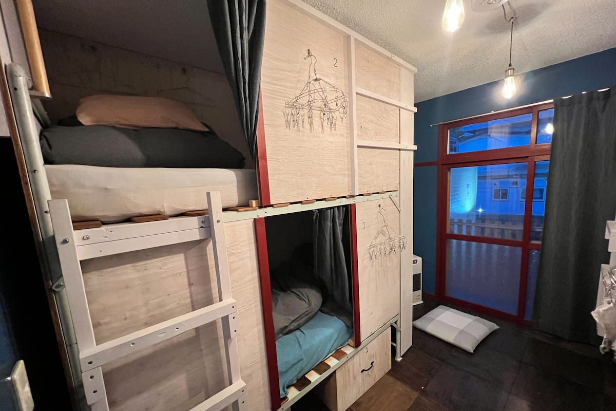 Female Only Shared Dormitory | Free WiFi