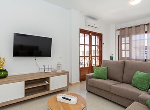 TV - Plus Apartment Sonora Beach Playa Blanca BY PVL (Playa Blanca)