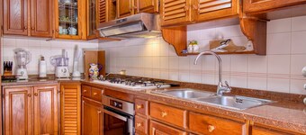 2 bedroom gorgeous home in Stresa