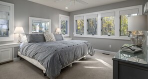 5 bedrooms, Internet, bed sheets