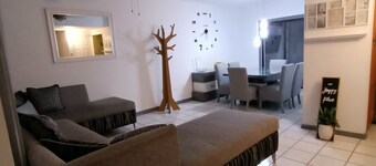 Near the US consulate, comfortable house for 3-5 guests in a centric location