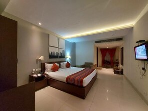 Deluxe Double Room | Soundproofing, bed sheets - Orbit Hotel Bagdogra (Siliguri)