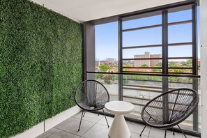 Interior - Stylish & Spotless 2-Bed Apartment in St Kilda (St Kilda)