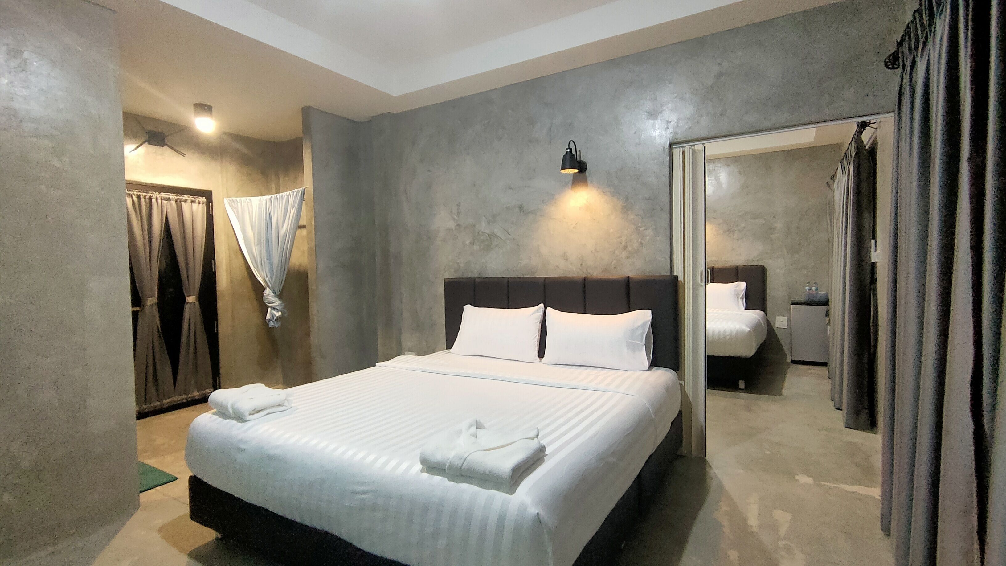 Family Quadruple Room | Soundproofing, free WiFi, bed sheets