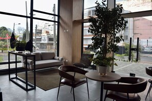 Apartment, 1 Bedroom, Accessible, Balcony | Property entrance