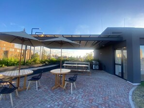 Apartment, 1 Bedroom, Accessible, Balcony | BBQ/picnic Area