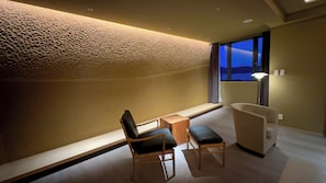Luxury Twin Room, Balcony, Ocean View (Heritage) | Desk, laptop workspace, blackout drapes, iron/ironing board - Hotel Anaga (Minamiawaji)
