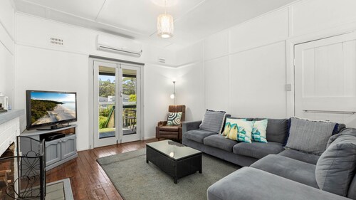 Campbell's Cottage by Experience Jervis Bay