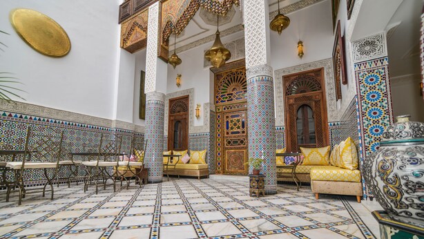 المنشأة من الخارج