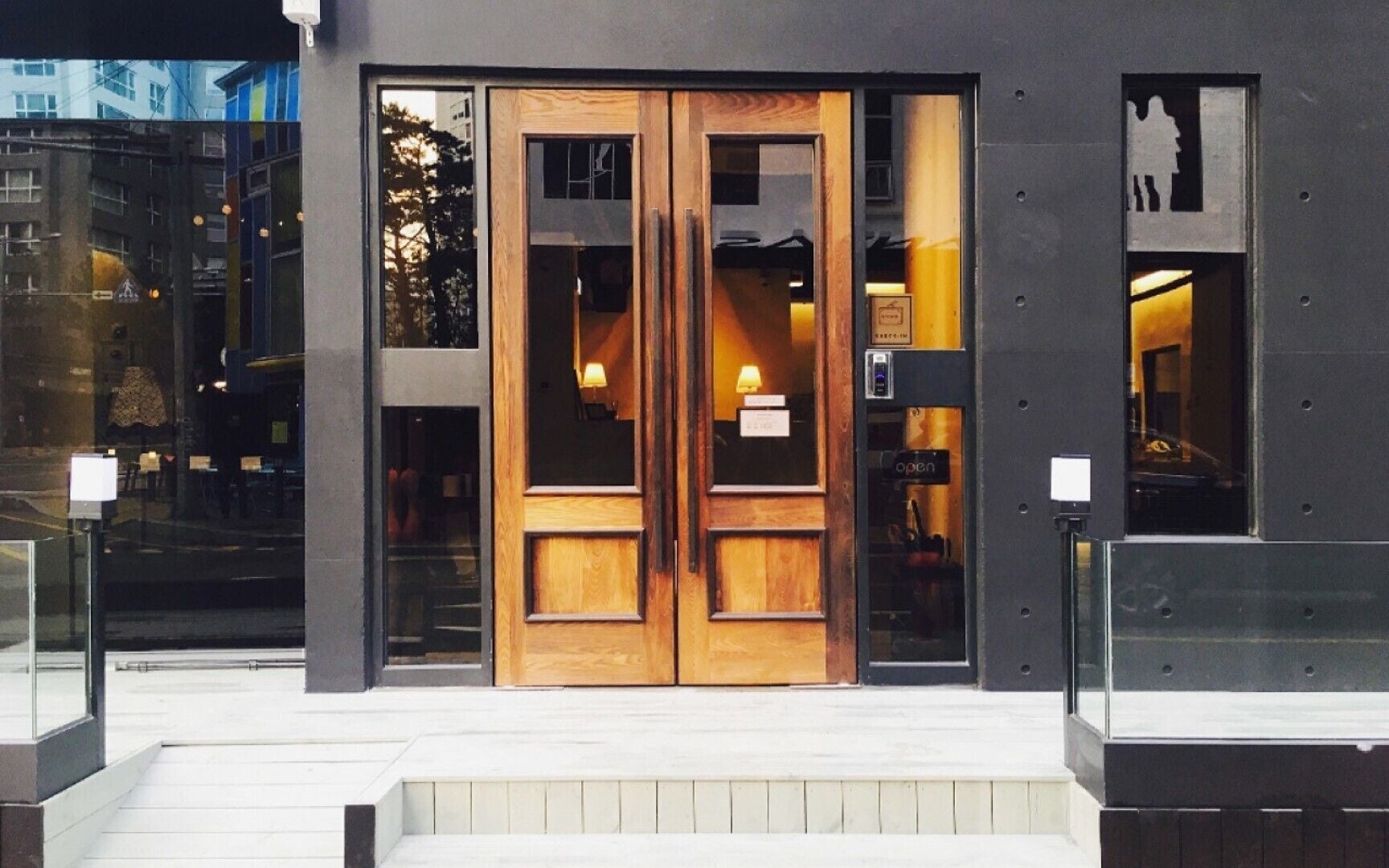 ทางเข้าที่พัก