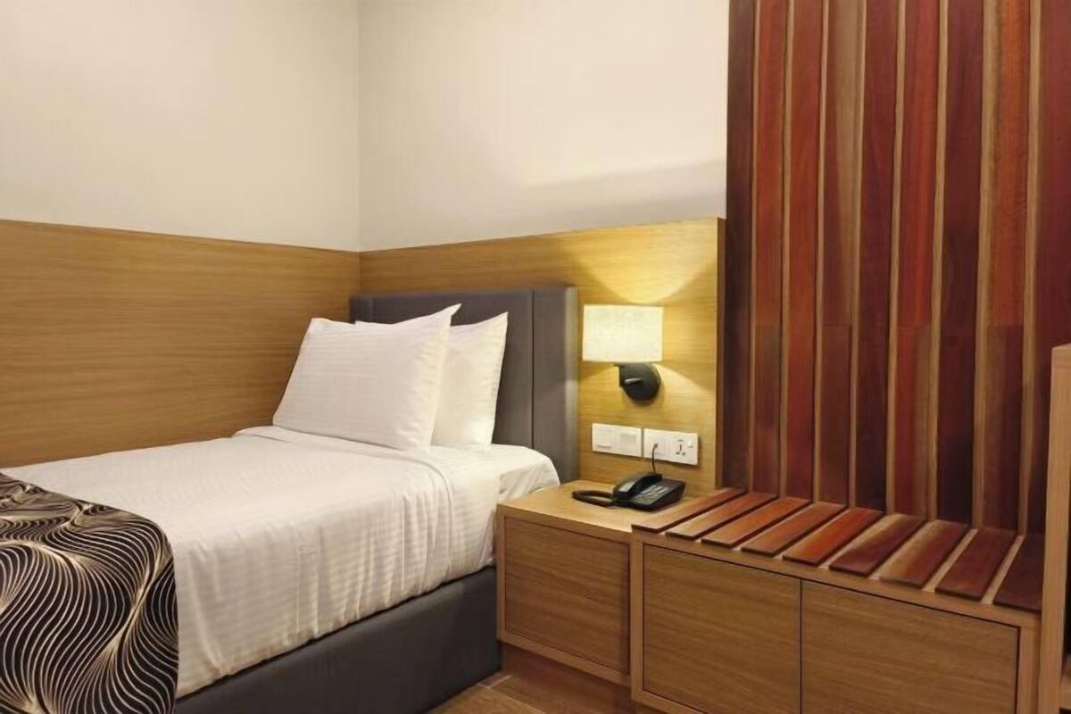 1 bedroom, minibar, in-room safe, iron/ironing board