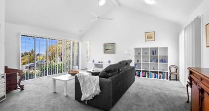 Three Bedroom House with Ocean Views