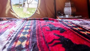 5 عدّة غرف نوم وملاءات أسرّة