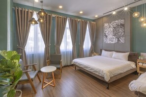 Deluxe Double Room | Free WiFi, bed sheets - Seven A Hotel (Da Lat)