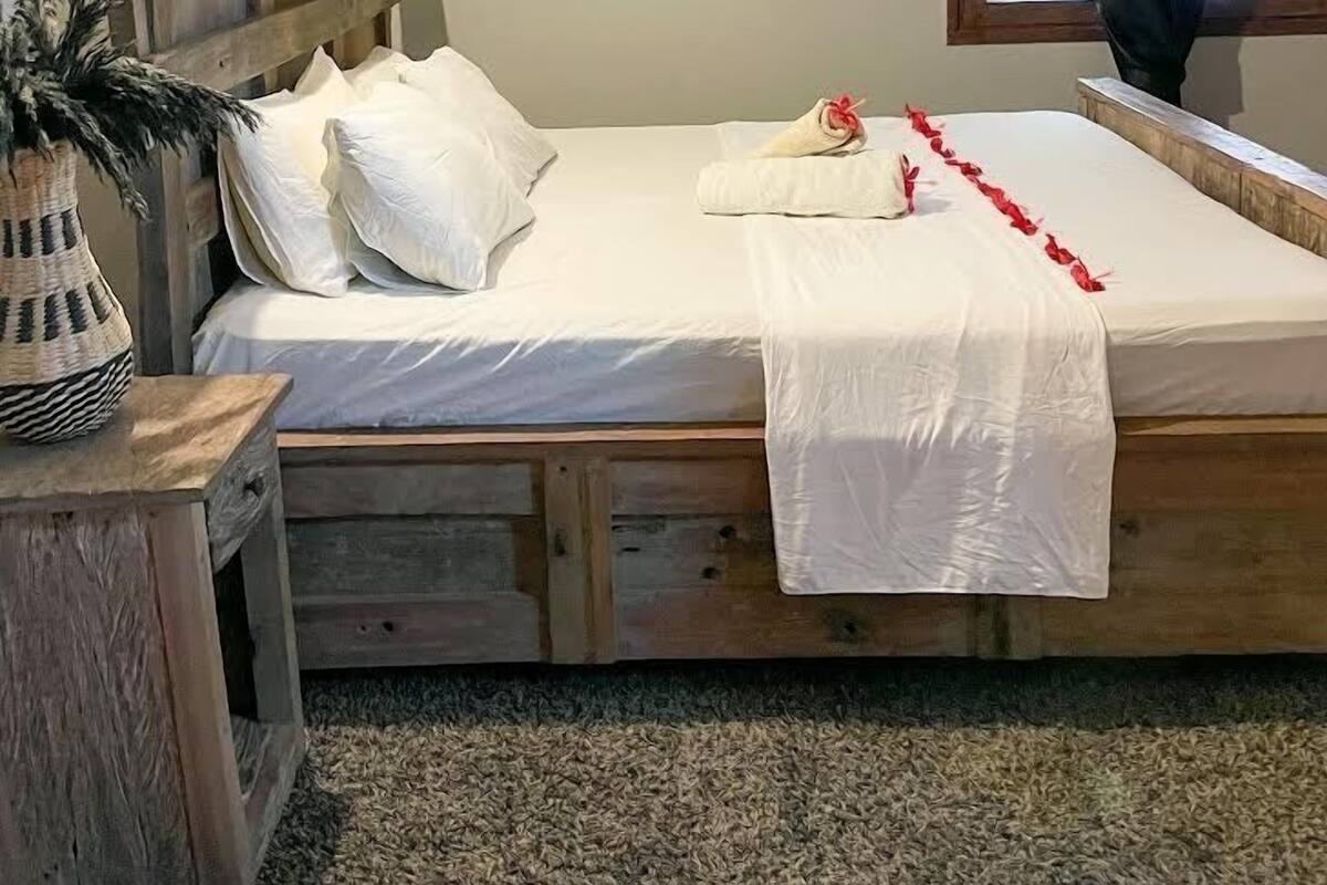 Habitación Confort | Sistema de insonorización y wifi gratis