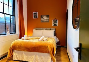 Apartment | 3 bedrooms, iron/ironing board, free WiFi, bed sheets - The Jewel Box Birmingham City Apartment (Birmingham)