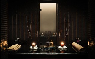 Sauna, baño de vapor y masajes 