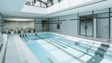 Piscina interna