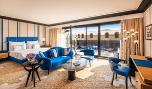 Luxury Double Room | Minibar, in-room safe, individually decorated, individually furnished - Dinamo Hotel Baku (Baku)