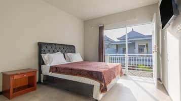 Deluxe Double Room, Balcony | Free WiFi