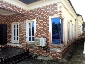 Exterior - Westbro hotel and suites (Lekki)