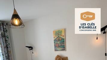 3 habitaciones, tabla de planchar con plancha y wifi gratis