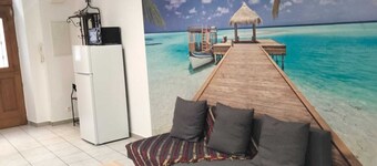 Studio à Louer - La Venise Provencale