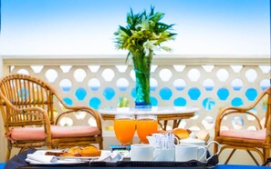 Terrace/patio - White Valley Palace (Hurghada)