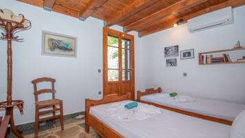 3 chambres, fer et planche à repasser, lit parapluie, Wi-Fi gratuit