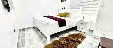2 chambres, fer et planche Ă repasser, Wi-Fi, draps fournis