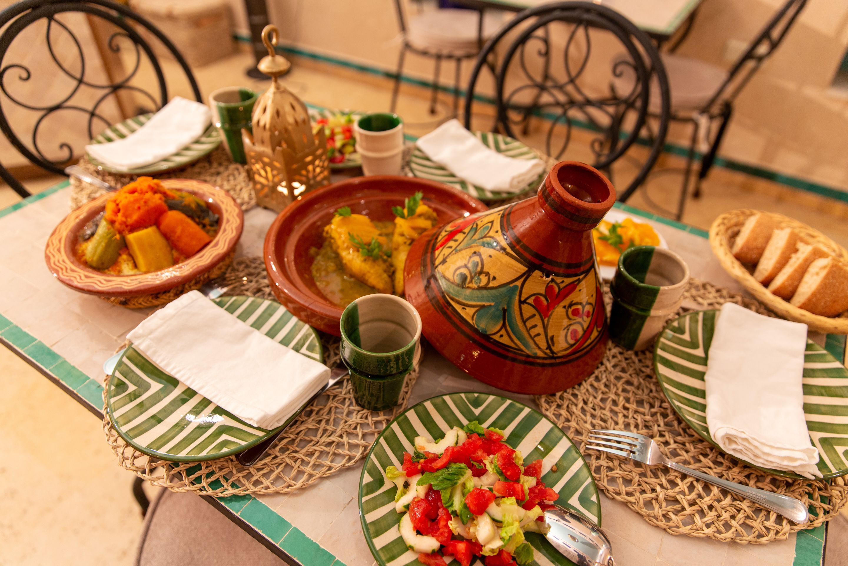 مطعم