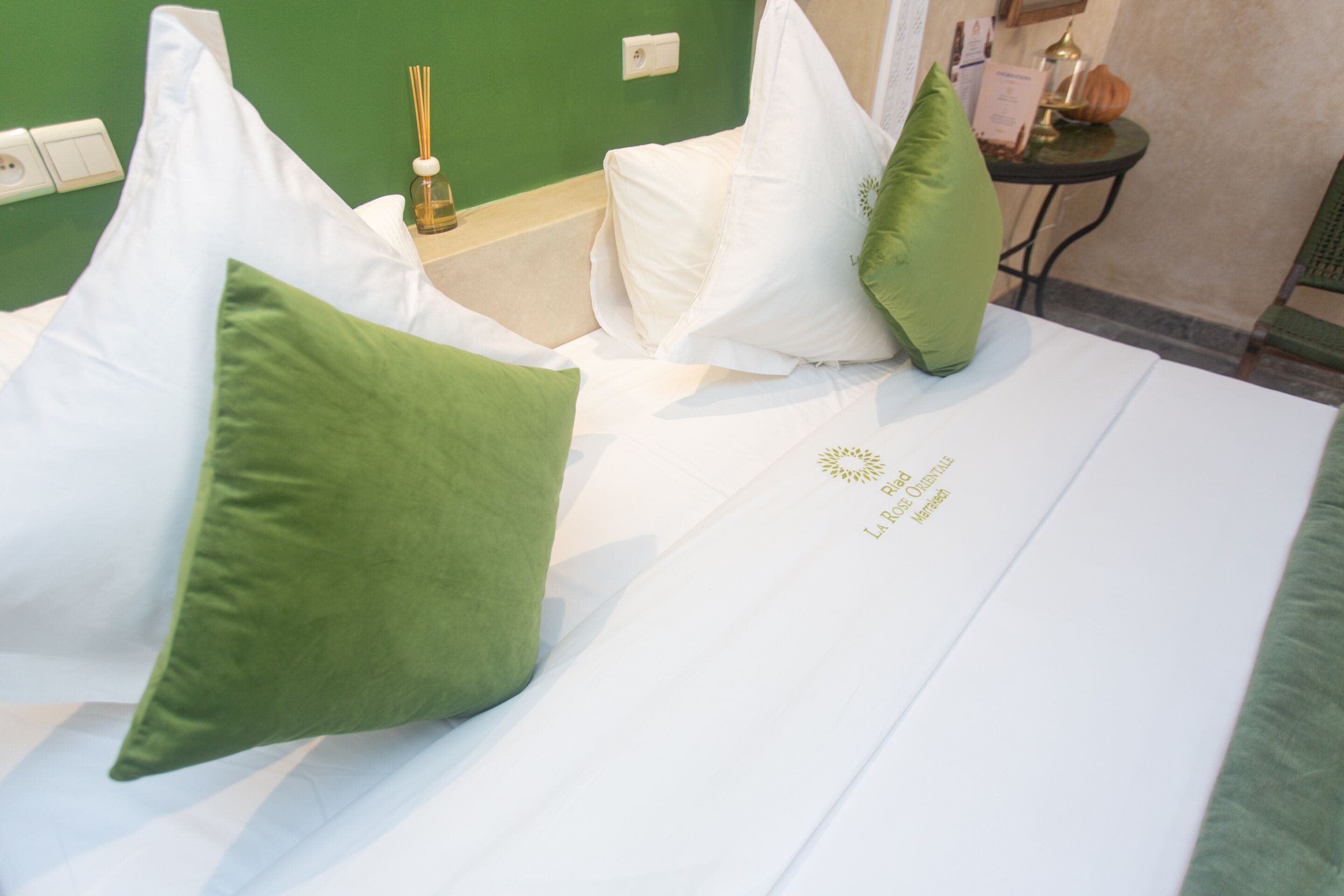 Quarto casal luxo, suíte (Chambre Anis) | Lençóis italianos Frette, roupas de cama premium, edredons de pluma