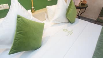 Quarto casal luxo, suíte (Chambre Anis) | Lençóis italianos Frette, roupas de cama premium, edredons de pluma
