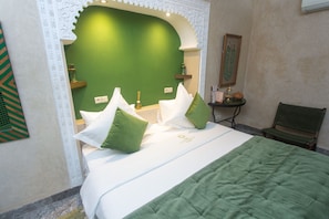 Deluxe Double Room, Ensuite (Chambre Anis) | Frette Italian sheets, premium bedding, down comforters - Riad La Rose Orientale Marrakech (Marrakech)