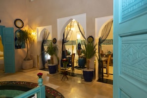 Deluxe Triple Room, Ensuite (Chambre Azur) | Property grounds - Riad La Rose Orientale Marrakech (Marrakech)