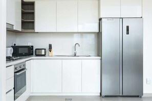 Private kitchen - Bellavista - Modern - 2BR - Downtown Views II - City View BV 04-2 (Dubai)