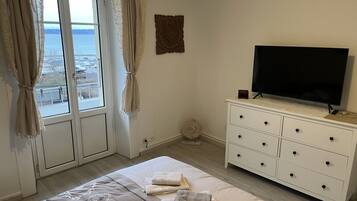 2 slaapkamers, een strijkplank/strijkijzer, wifi, beddengoed