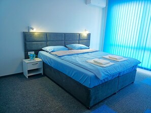 Business Double Room | Free WiFi, bed sheets, wheelchair access - Ubis hotel (Rodopi)