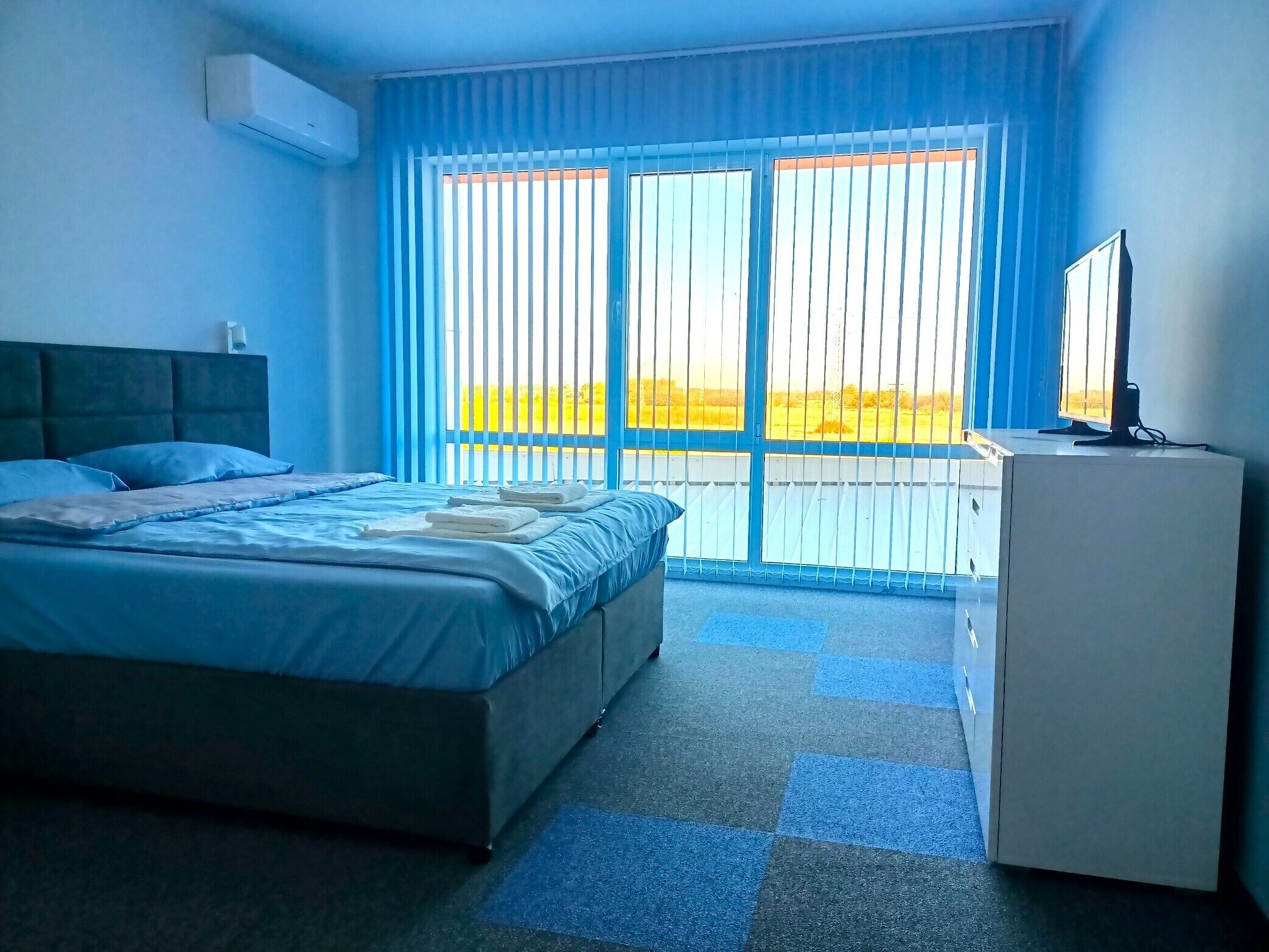 商務雙人房 | 免費無線上網  、床單、無障礙通道