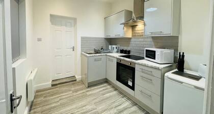 Couples Choice! Apartment SmartTv Parking Sofa Bed