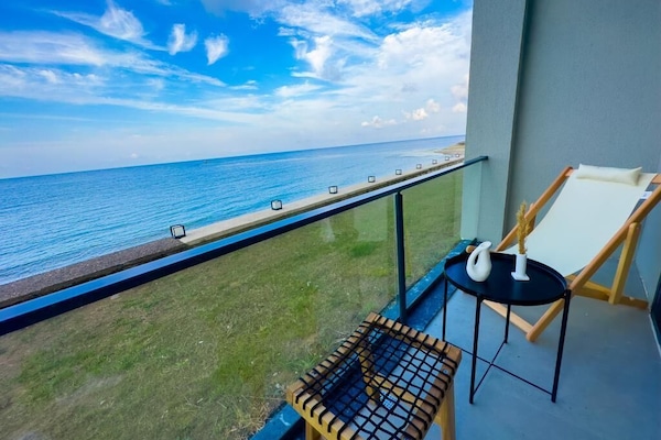 Ropa de cama de alta calidad, minibar y decoración personalizada