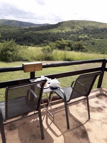Hluhluwe Gate Safari Camp