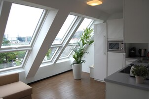 Studio | Living area