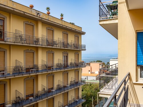 YourHome - Corso Italia Apt in Sorrento