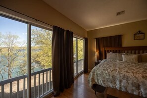 4 quartos, ferros/tábuas de passar roupa, Wi-Fi, roupa de cama